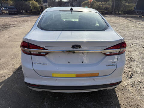 2017 Ford Fusion Hybrid SE