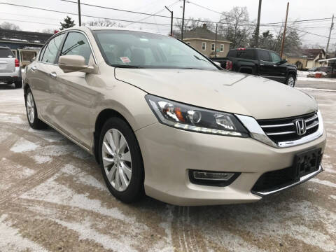 2013 Honda Accord for sale at Auto Gallery LLC in Burlington WI