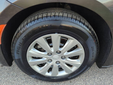 2021 Chrysler Voyager L