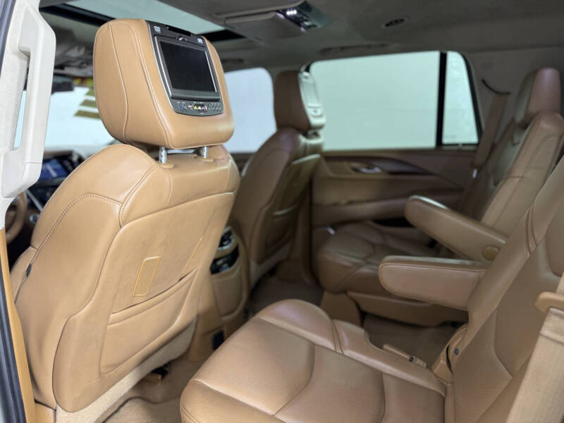 2015 Cadillac Escalade Platinum