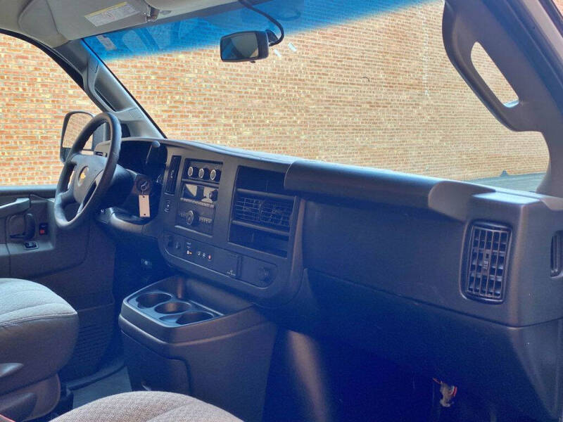 2019 Chevrolet Express 2500