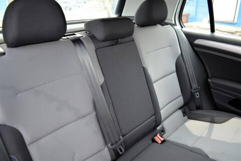 2016 Volkswagen e-Golf SE