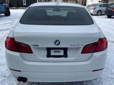 2013 BMW 5 Series 528i xDrive