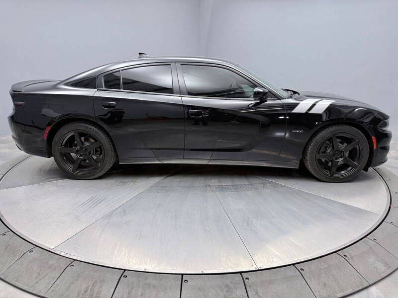 2017 Dodge Charger R/T