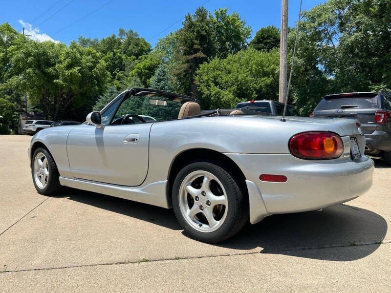 2000 Mazda MX-5 Miata
