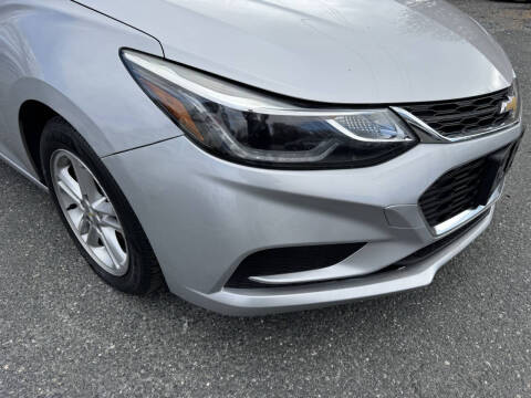 2018 Chevrolet Cruze LT Auto