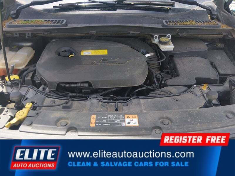 2016 Ford Escape SE