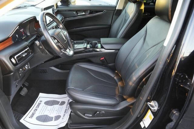 2022 Lincoln Nautilus Reserve