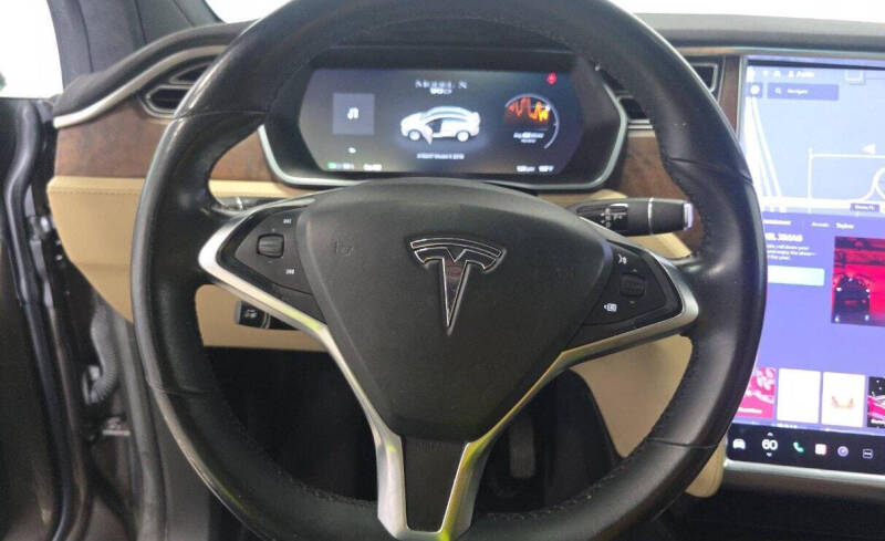 2016 Tesla Model X 90D