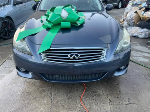 2011 Infiniti G37 Coupe x