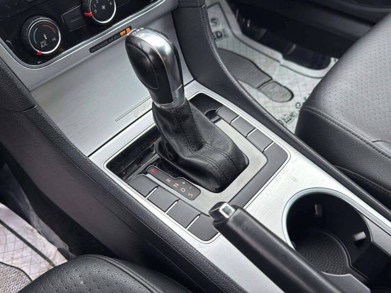 2013 Volkswagen Passat