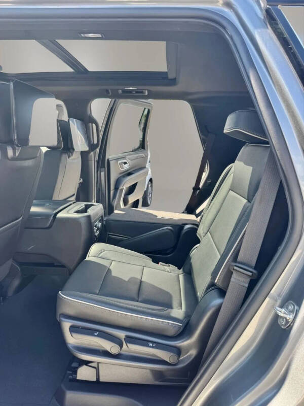 2022 GMC Yukon SLT