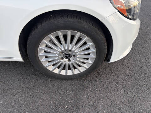 2017 Mercedes-Benz C-Class C 300 Luxury 4MATIC