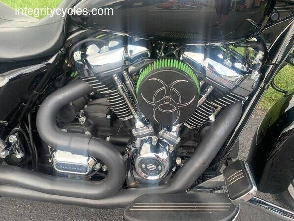 2017 Harley-Davidson Street Glide Special