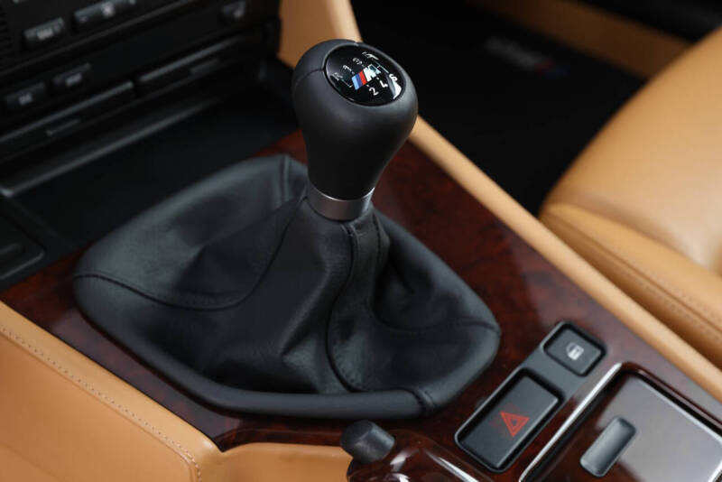 2002 BMW M5