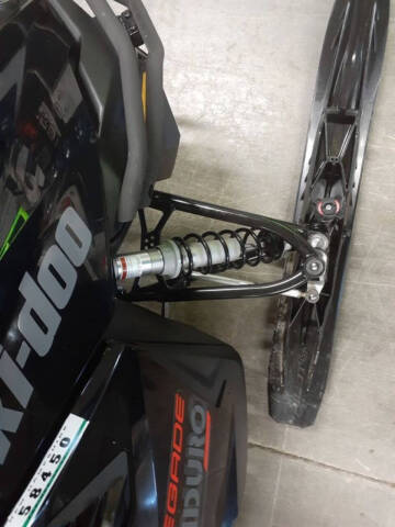 2018 Ski-Doo Renegade® Enduro Ice Ripp