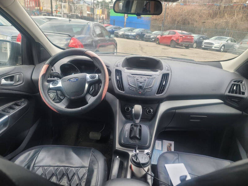 2014 Ford Escape SE