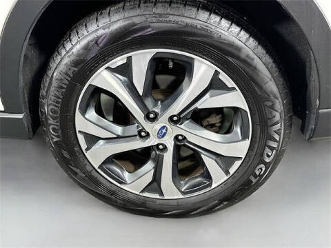 2022 Subaru Outback Touring XT