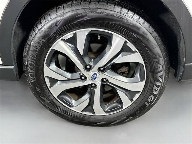 2022 Subaru Outback Touring XT