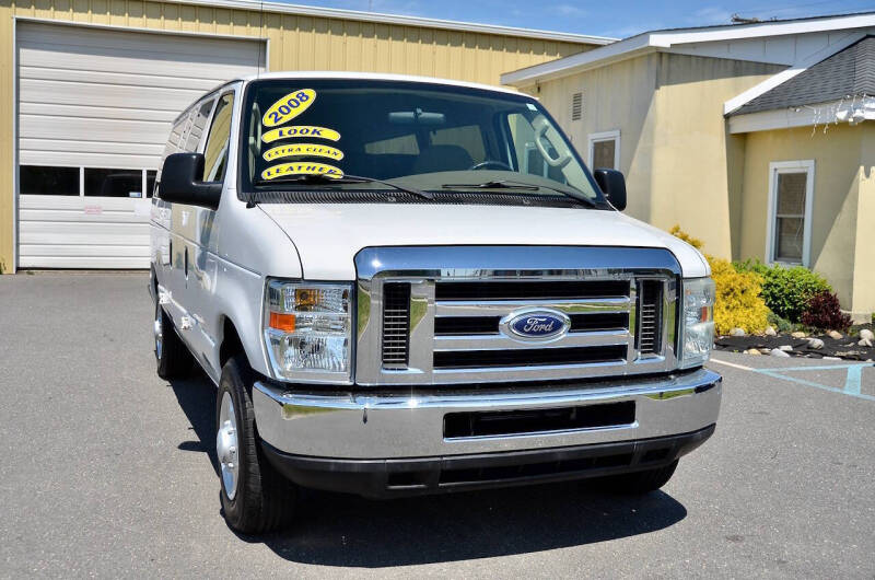 2008 Ford E-Series E-150 XLT