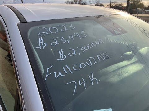 2023 Chrysler Voyager LX