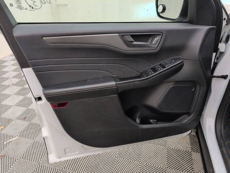 2025 Ford Escape Active