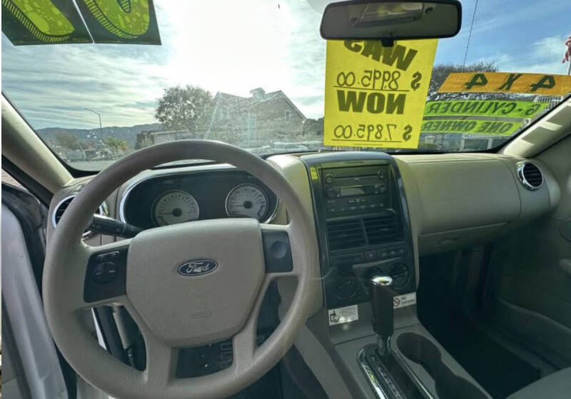 2007 Ford Explorer Sport Trac XLT