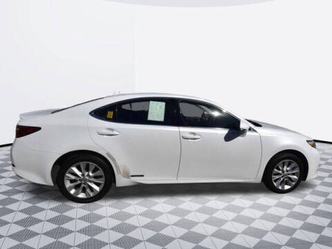 2013 Lexus ES 300h