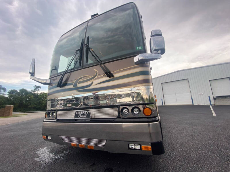 2001 Prevost Liberty for sale at Sewell Motor Coach in Harrodsburg KY