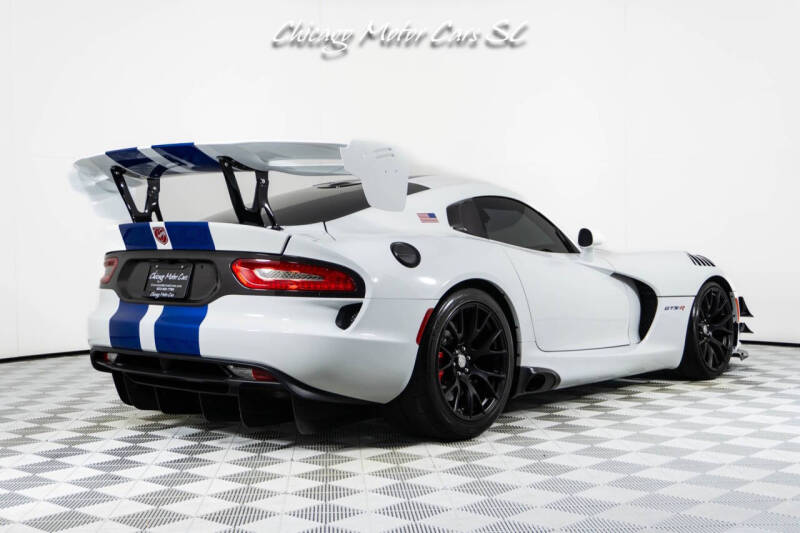 2017 Dodge Viper GTC