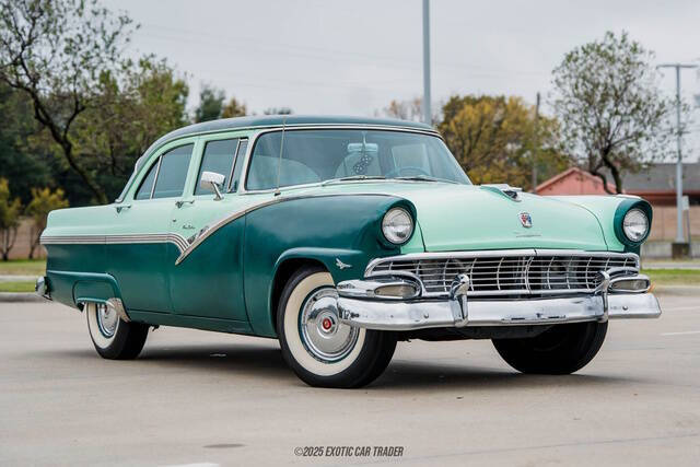 1956 Ford Fairlane