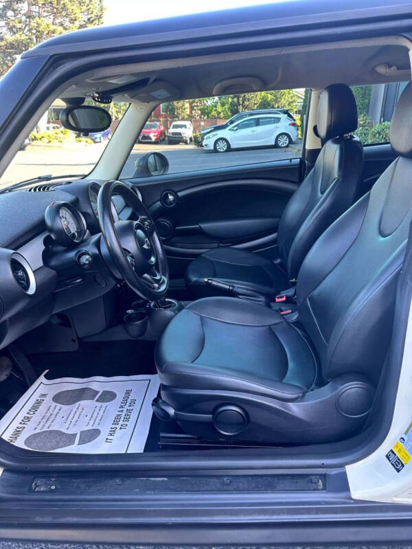 2013 MINI Hardtop Cooper