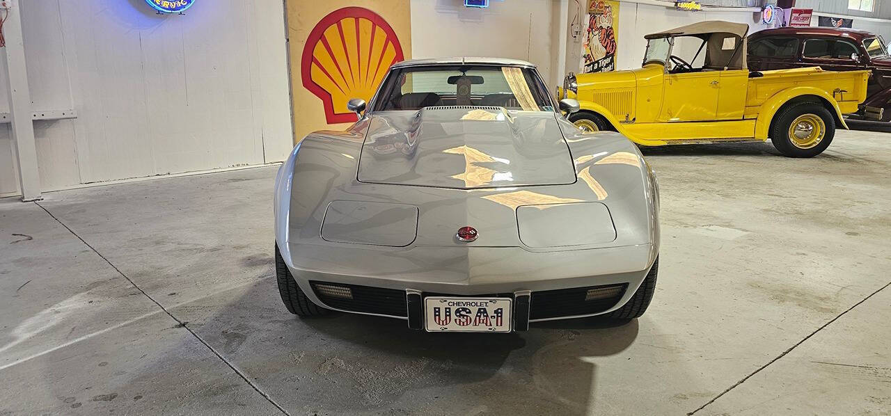 1976 Chevrolet Corvette Stingray 8