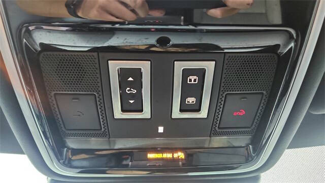 2024 Land Rover Range Rover Velar P250 Dynamic SE