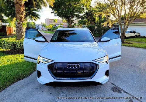 2021 Audi e-tron quattro Premium Plus