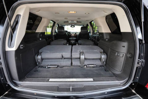 2011 Cadillac Escalade Premium