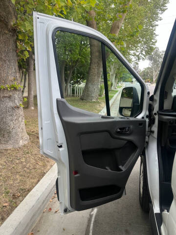 2022 Ford Transit