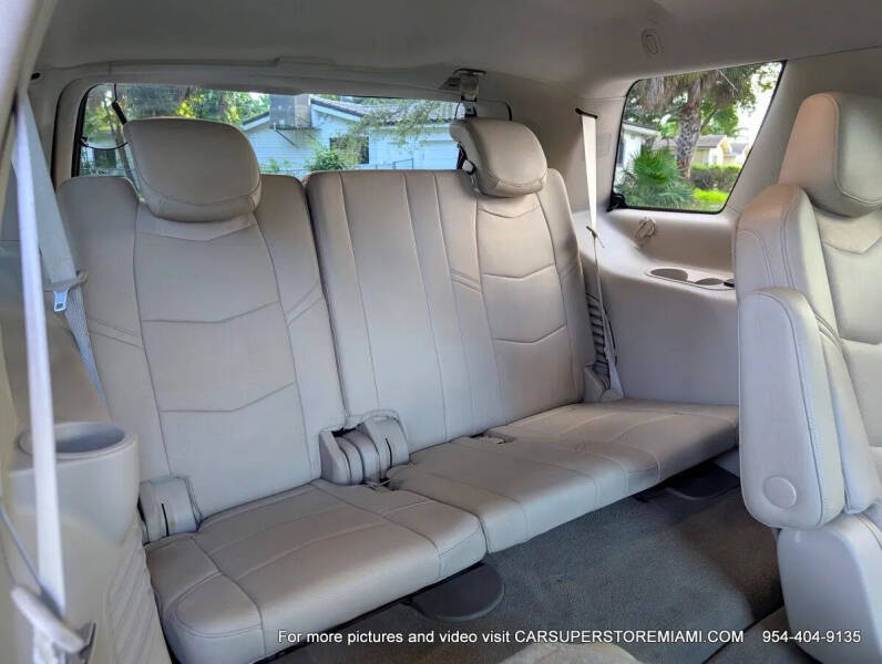 2015 Cadillac Escalade Luxury