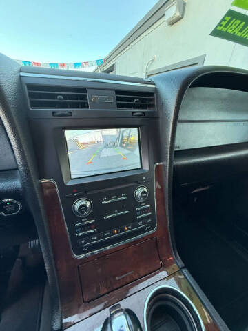 2016 Lincoln Navigator L Select