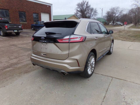 2021 Ford Edge Titanium