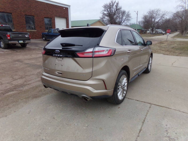 2021 Ford Edge Titanium