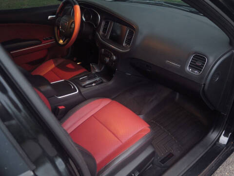 2016 Dodge Charger SXT