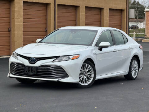 2018 Toyota Camry Hybrid for sale at AE AUTO BROKERS INC in Roselle IL