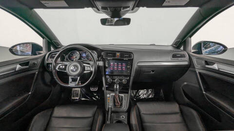 2018 Volkswagen Golf GTI SE