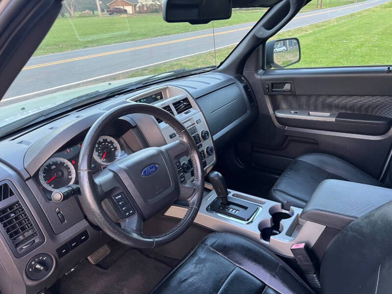 2009 Ford Escape XLT
