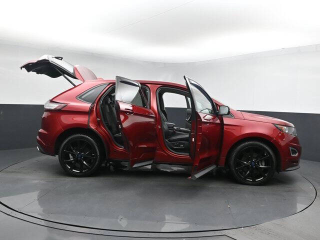 2016 Ford Edge Sport