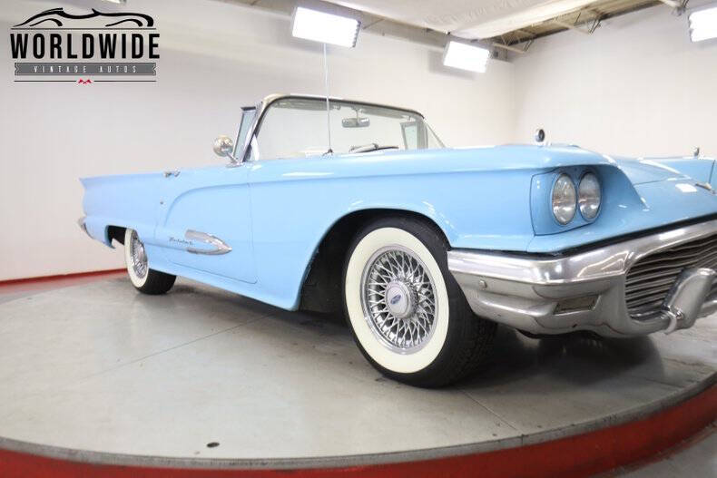 1959 Ford Thunderbird