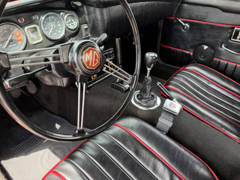 1969 MG B