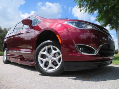 2020 Chrysler Pacifica Touring L Plus