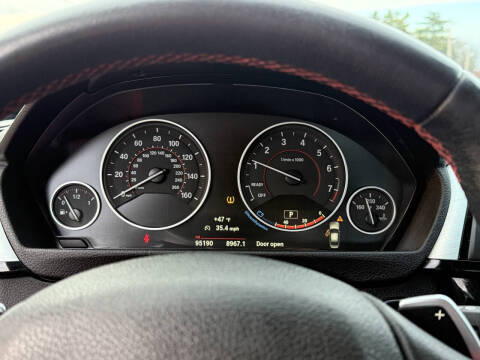 2017 BMW 3 Series 330i